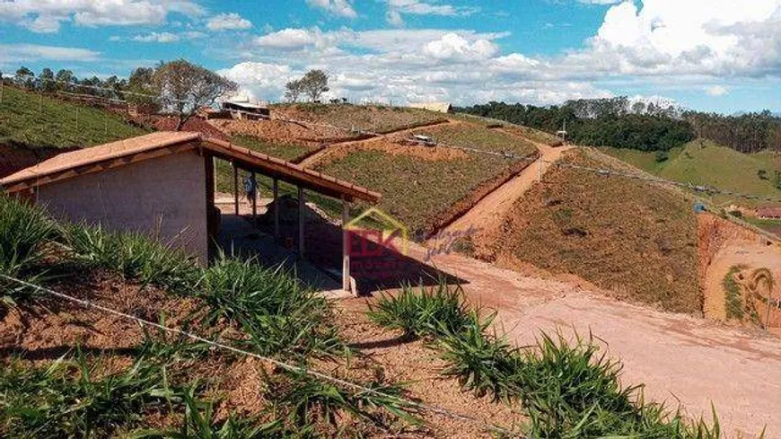 Foto 1 de Fazenda/Sítio com 2 Quartos à venda, 3000m² em , Cunha