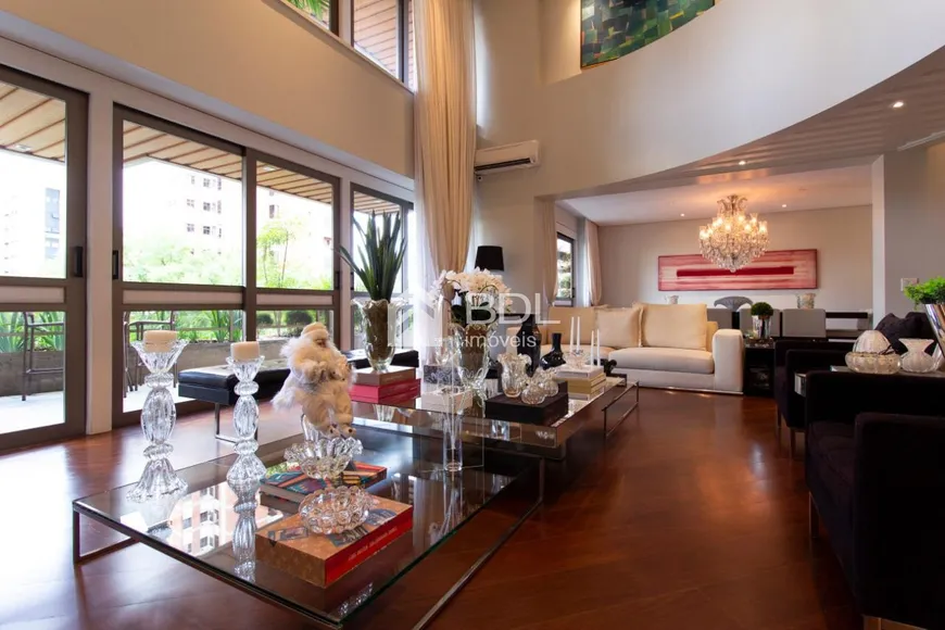 Foto 1 de Apartamento com 4 Quartos à venda, 670m² em Cambuí, Campinas