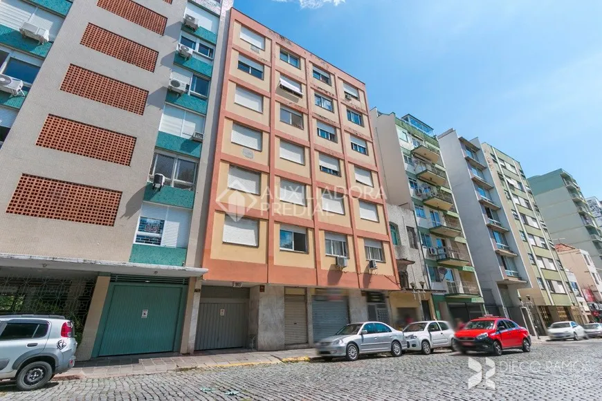 Foto 1 de Apartamento com 1 Quarto à venda, 47m² em Centro Histórico, Porto Alegre