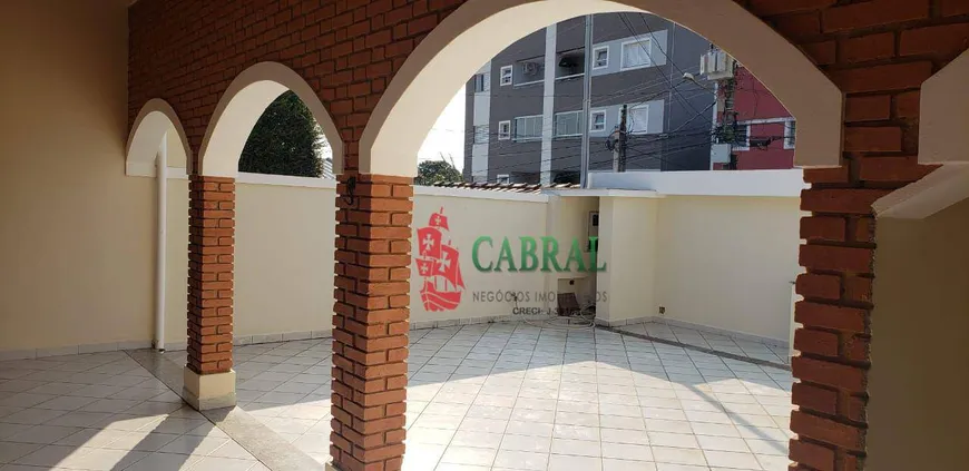 Foto 1 de Casa com 3 Quartos à venda, 200m² em Alvinopolis, Atibaia
