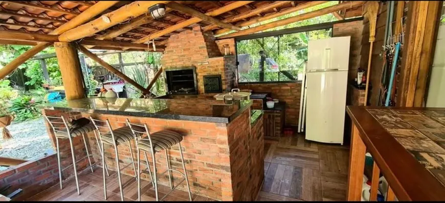 Foto 1 de Fazenda/Sítio com 2 Quartos à venda, 190m² em , Canelinha