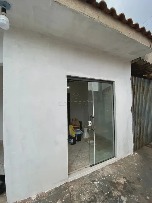 Foto 1 de Sala Comercial para alugar, 25m² em Jardim Santo Antonio, São José do Rio Preto