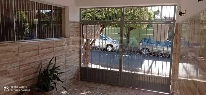 Foto 1 de Casa com 2 Quartos à venda, 105m² em Vila Tibério, Ribeirão Preto