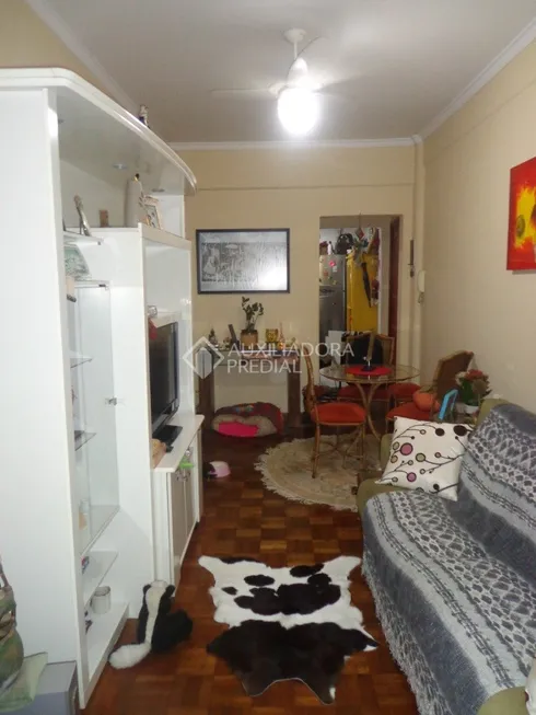 Foto 1 de Apartamento com 1 Quarto à venda, 45m² em São João, Porto Alegre