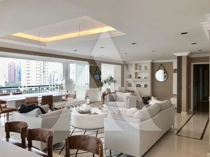 Foto 1 de Apartamento com 4 Quartos para alugar, 238m² em Brooklin, São Paulo