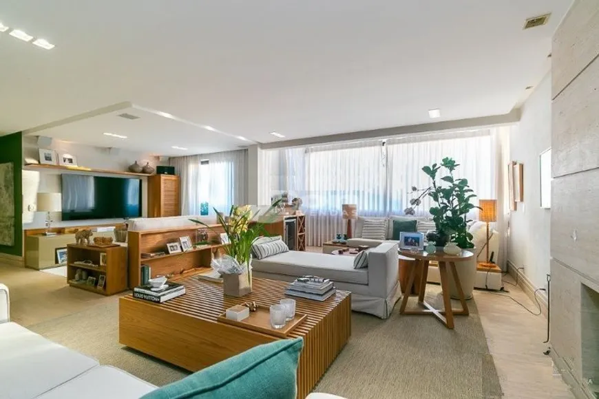 Foto 1 de Apartamento com 3 Quartos à venda, 275m² em Jardim do Mar, São Bernardo do Campo