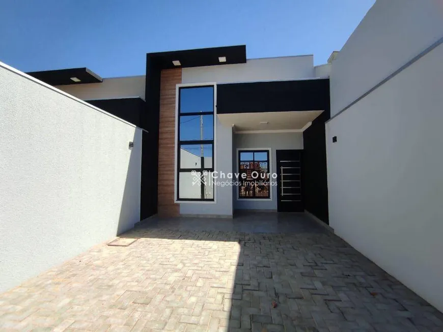 Foto 1 de Casa com 2 Quartos à venda, 75m² em Esmeralda, Cascavel
