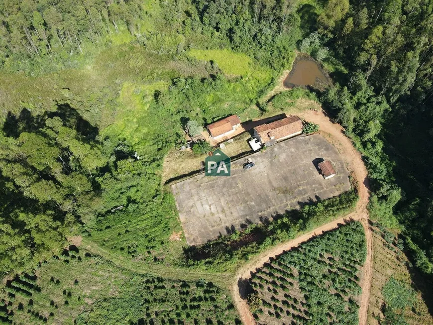 Foto 1 de Fazenda/Sítio com 1 Quarto à venda, 360000m² em Zona Rural, Caconde