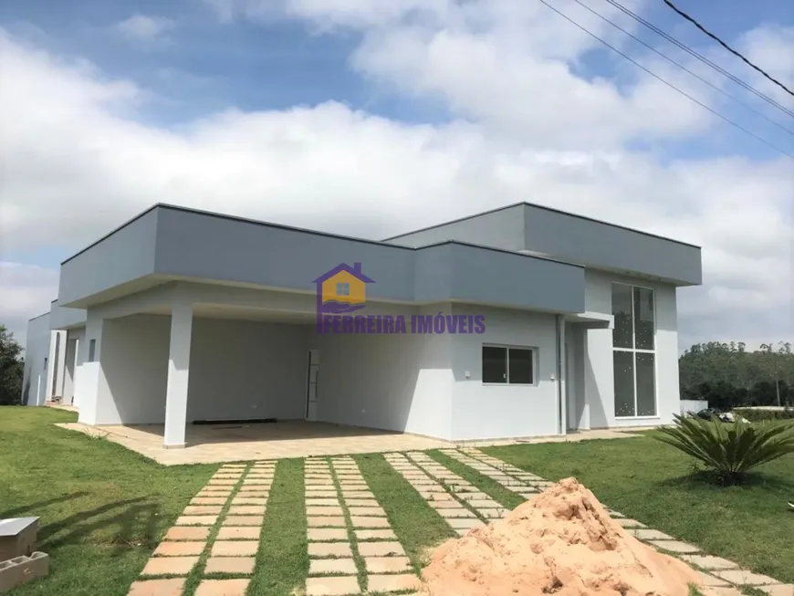 Foto 1 de Casa de Condomínio com 3 Quartos à venda, 1000m² em Votorantim, Ibiúna