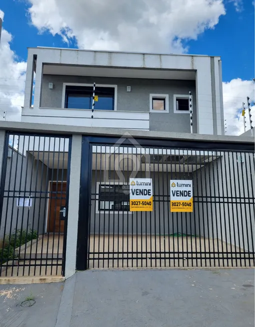 Foto 1 de Sobrado com 3 Quartos à venda, 200m² em Estrela, Ponta Grossa