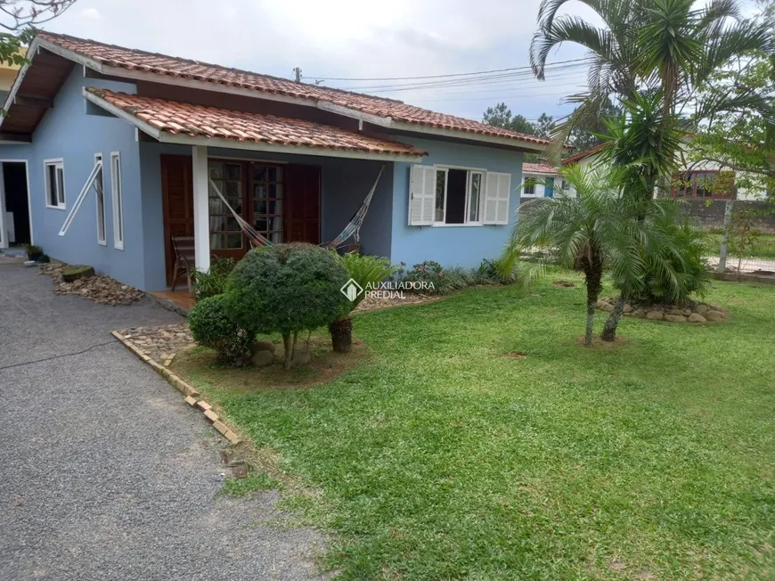 Foto 1 de Casa com 2 Quartos à venda, 444m² em Ambrósio, Garopaba