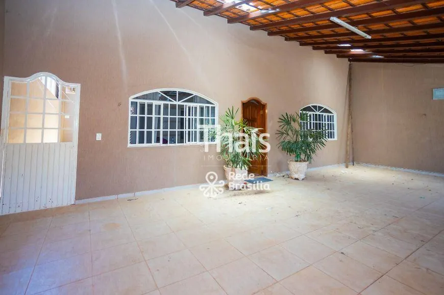 Foto 1 de Casa com 3 Quartos à venda, 327m² em Taguatinga Norte, Taguatinga