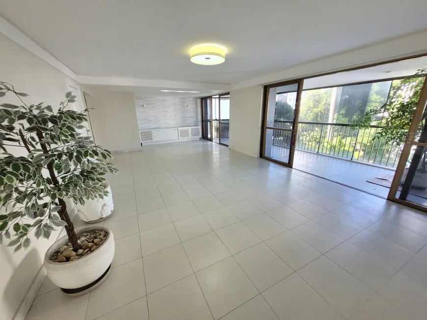 Foto 1 de Apartamento com 4 Quartos à venda, 342m² em Graça, Salvador