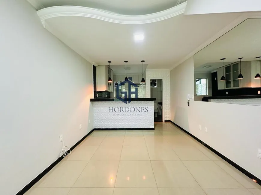 Foto 1 de Casa com 2 Quartos à venda, 75m² em Santa Mônica, Belo Horizonte