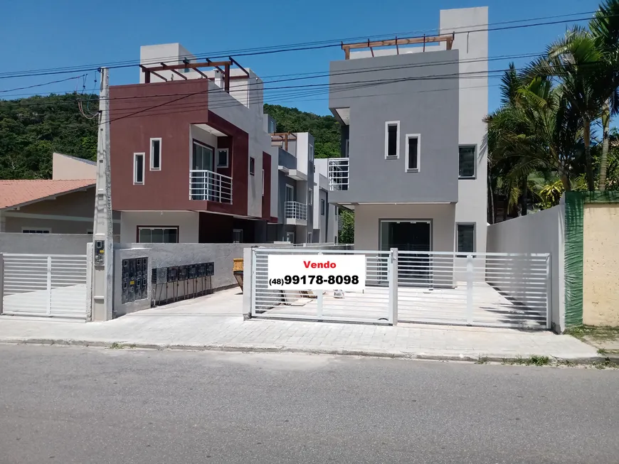 Foto 1 de Casa com 3 Quartos à venda, 94m² em Rio Tavares, Florianópolis