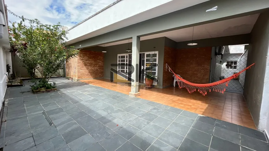 Foto 1 de Casa com 3 Quartos à venda, 180m² em Itaguá, Ubatuba