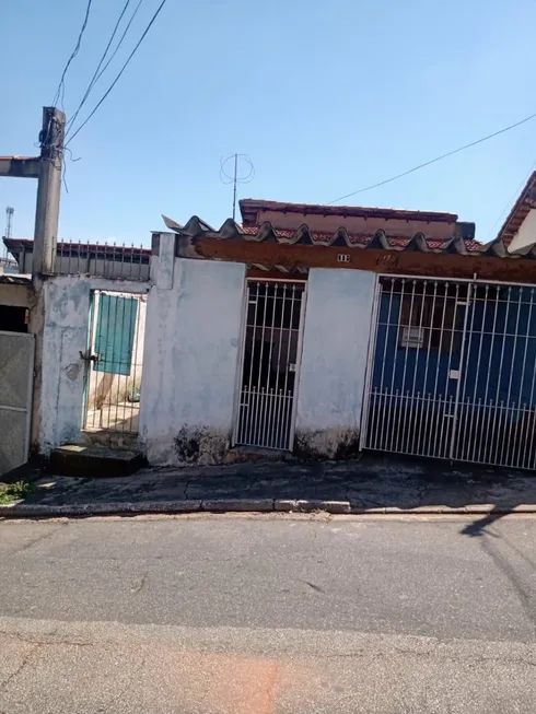 Foto 1 de Casa com 3 Quartos à venda, 103m² em Vila Raquel, São Paulo
