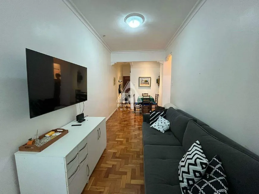 Foto 1 de Apartamento com 2 Quartos à venda, 70m² em Copacabana, Rio de Janeiro