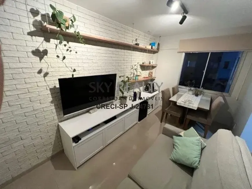 Foto 1 de Apartamento com 2 Quartos à venda, 48m² em Vila Emir, São Paulo