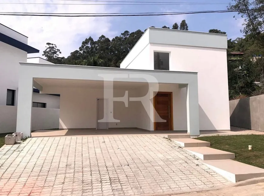 Foto 1 de Casa de Condomínio com 3 Quartos para alugar, 192m² em Cachoeira do Bom Jesus, Florianópolis