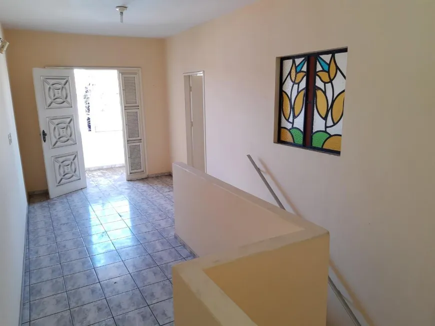 Foto 1 de Casa com 3 Quartos para alugar, 130m² em Messejana, Fortaleza