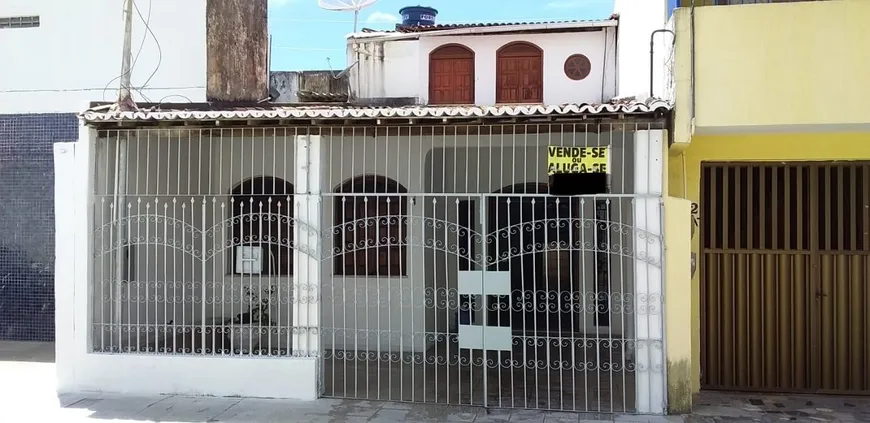 Foto 1 de Casa com 4 Quartos à venda, 155m² em Siqueira Campos, Aracaju