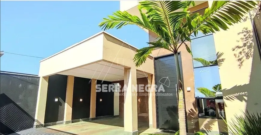 Foto 1 de Casa de Condomínio com 3 Quartos à venda, 250m² em Setor Habitacional Vicente Pires, Brasília