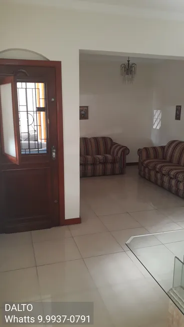 Foto 1 de Casa com 3 Quartos para alugar, 280m² em Jardim Ester, São Paulo