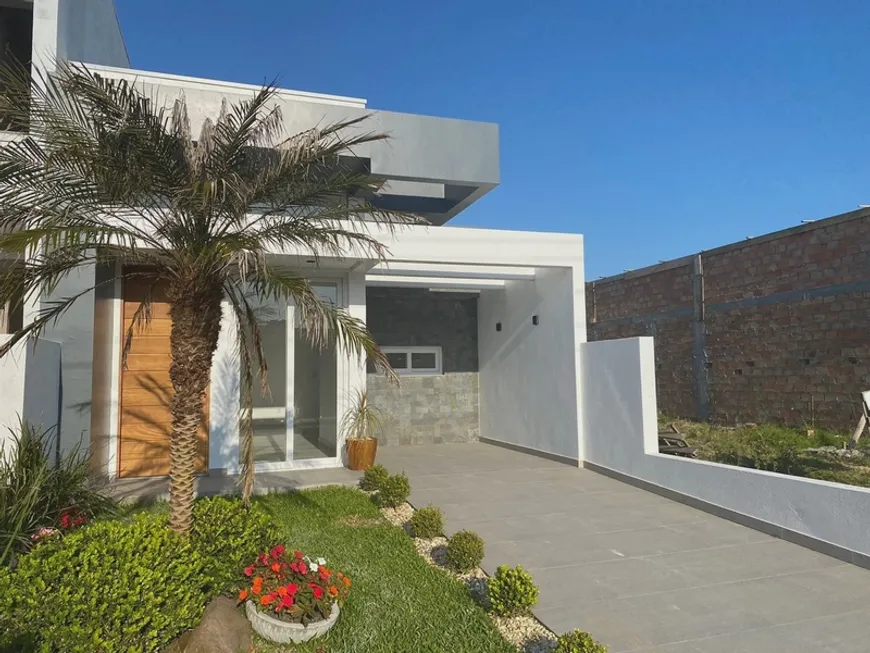 Foto 1 de Casa com 2 Quartos à venda, 70m² em Jardim Beira-Mar, Capão da Canoa