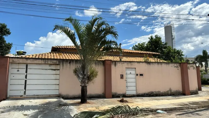 Foto 1 de Casa com 3 Quartos à venda, 215m² em Vila Alzira, Aparecida de Goiânia