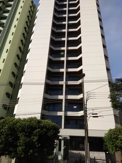 Foto 1 de Apartamento com 4 Quartos à venda, 267m² em Centro, Londrina