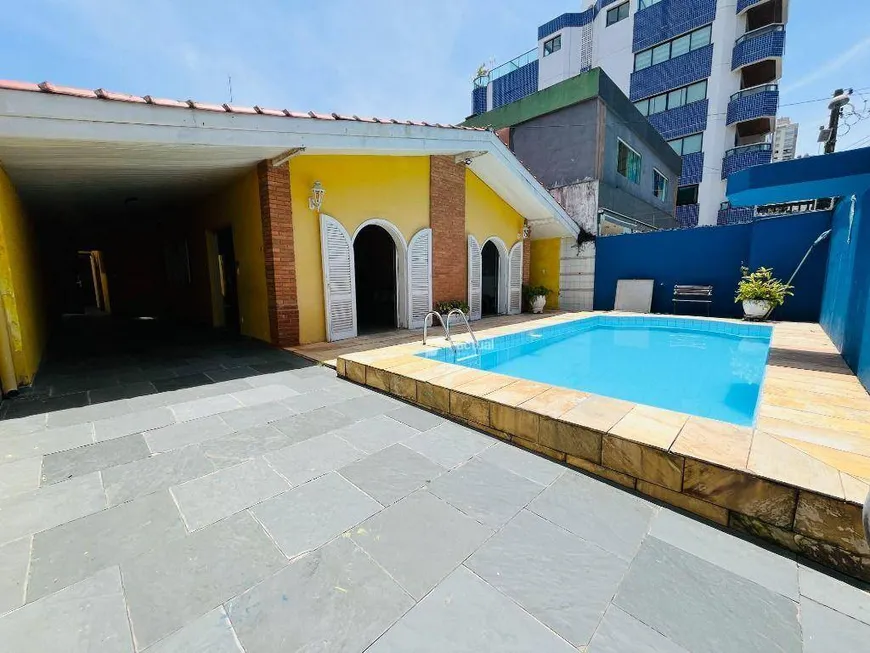 Foto 1 de Casa com 4 Quartos à venda, 190m² em Balneário Guarujá , Guarujá