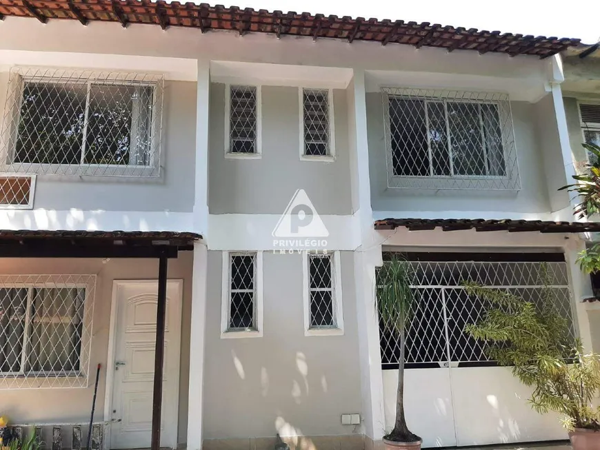 Foto 1 de Casa com 5 Quartos à venda, 275m² em Anil, Rio de Janeiro