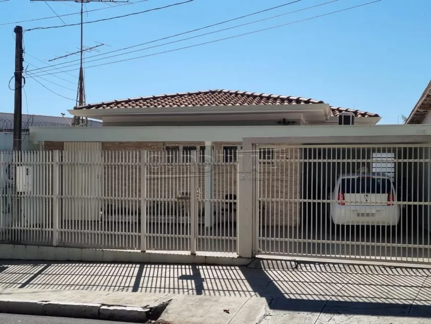 Foto 1 de Casa com 3 Quartos à venda, 245m² em Vila Prado, São Carlos