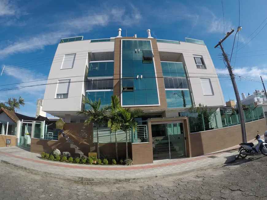 Foto 1 de Apartamento com 2 Quartos para alugar, 75m² em Canasvieiras, Florianópolis