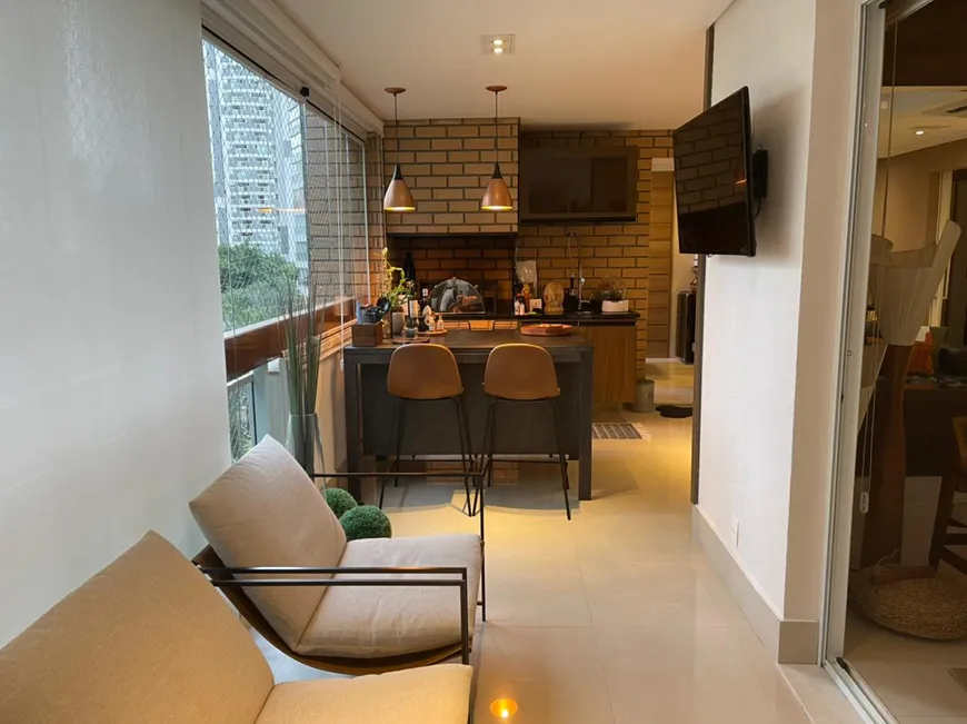 Foto 1 de Apartamento com 3 Quartos à venda, 163m² em Vila Andrade, São Paulo