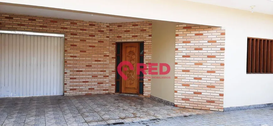 Foto 1 de Sobrado com 3 Quartos à venda, 10m² em Jardim Astro, Sorocaba