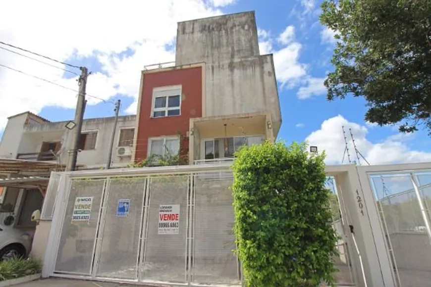 Foto 1 de Casa de Condomínio com 2 Quartos à venda, 150m² em Ipanema, Porto Alegre