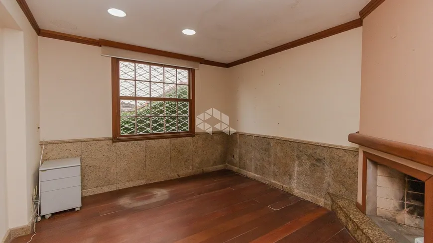 Foto 1 de Casa com 4 Quartos à venda, 199m² em Petrópolis, Porto Alegre