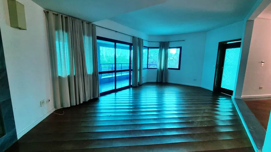 Foto 1 de Apartamento com 3 Quartos à venda, 180m² em Móoca, São Paulo