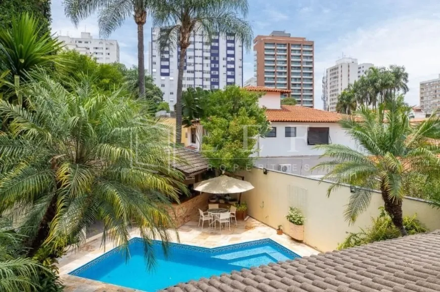 Foto 1 de Casa com 4 Quartos à venda, 400m² em Jardim Das Bandeiras, São Paulo