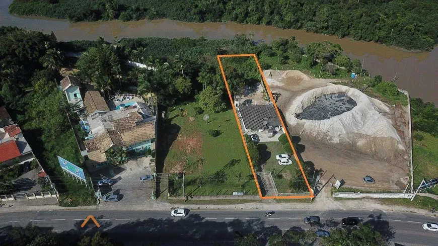 Foto 1 de Lote/Terreno à venda, 1350m² em Tabuleiro Monte Alegre, Camboriú