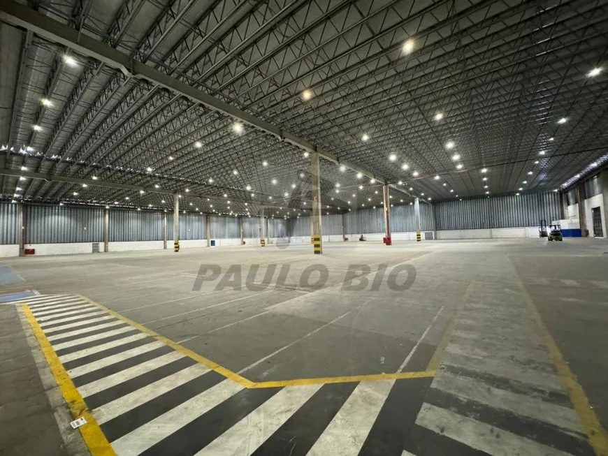 Foto 1 de Galpão/Depósito/Armazém para alugar, 6500m² em Parque São Vicente, Mauá