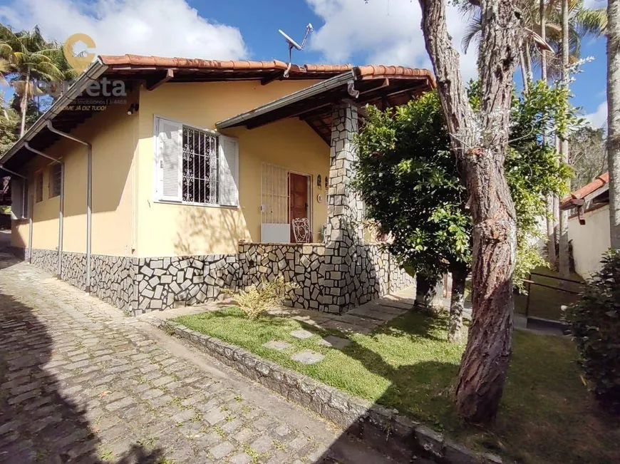 Foto 1 de Casa com 3 Quartos à venda, 230m² em Braunes, Nova Friburgo