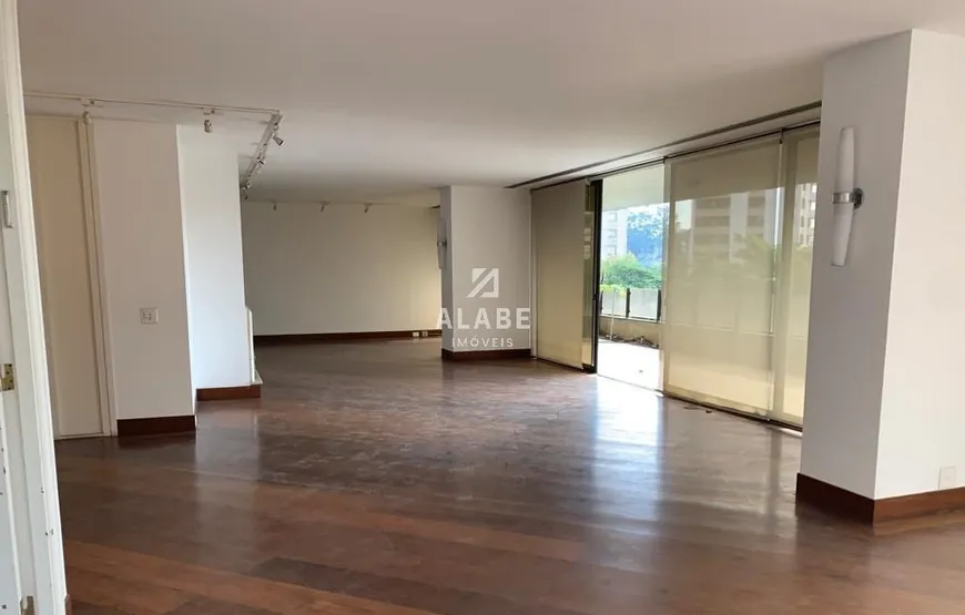 Foto 1 de Apartamento com 4 Quartos à venda, 515m² em Real Parque, São Paulo