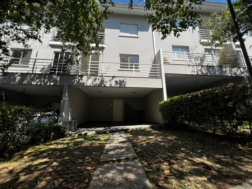 Foto 1 de Casa de Condomínio com 3 Quartos para venda ou aluguel, 210m² em Vila São Francisco, São Paulo