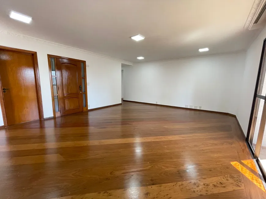 Foto 1 de Apartamento com 3 Quartos à venda, 198m² em Santana, São Paulo