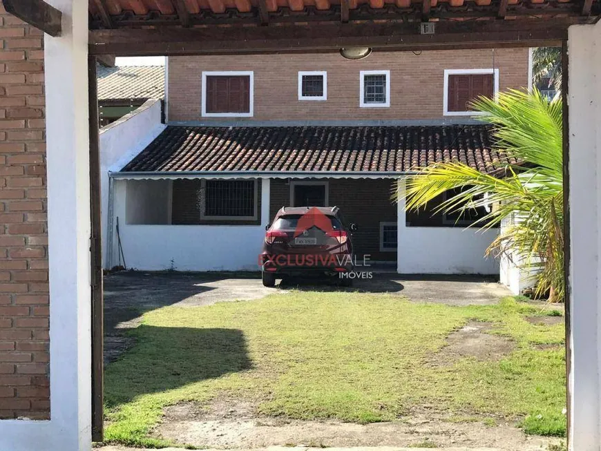 Foto 1 de Casa com 2 Quartos à venda, 90m² em Martim de Sa, Caraguatatuba