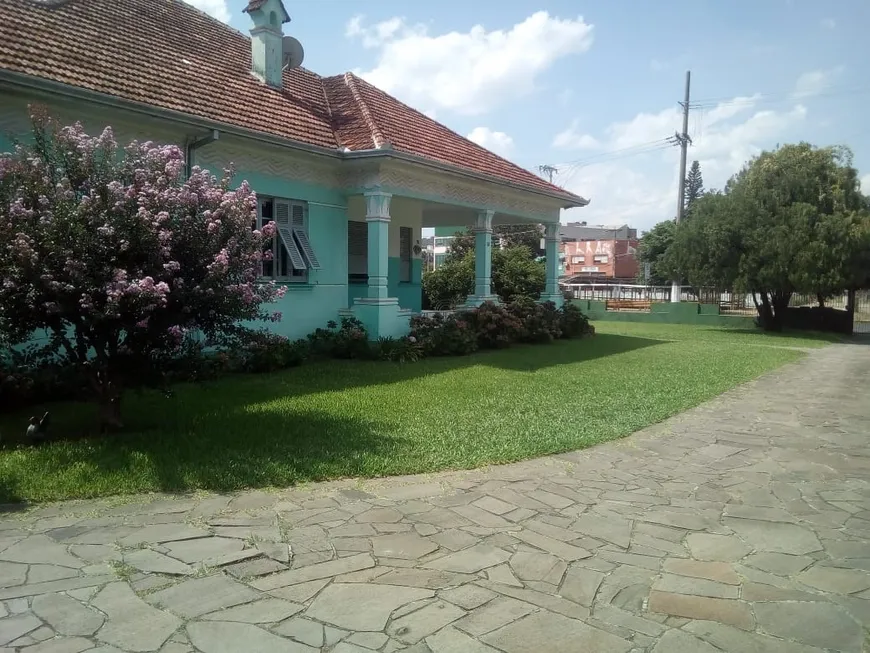 Foto 1 de Casa com 4 Quartos à venda, 302m² em Santa Catarina, Sapucaia do Sul