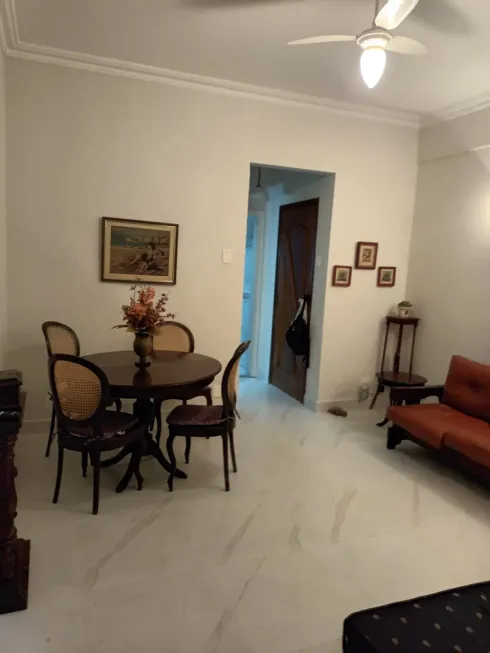 Foto 1 de Apartamento com 1 Quarto à venda, 52m² em Leme, Rio de Janeiro